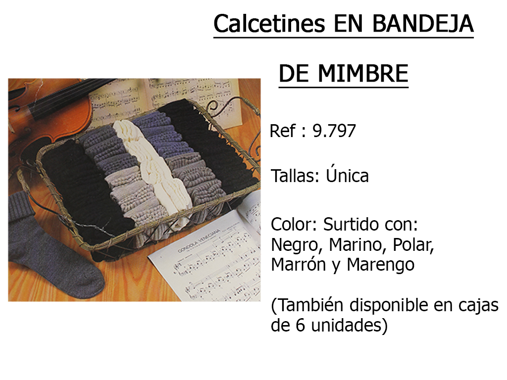 CALCETINES bandeja de mimbre 9.797